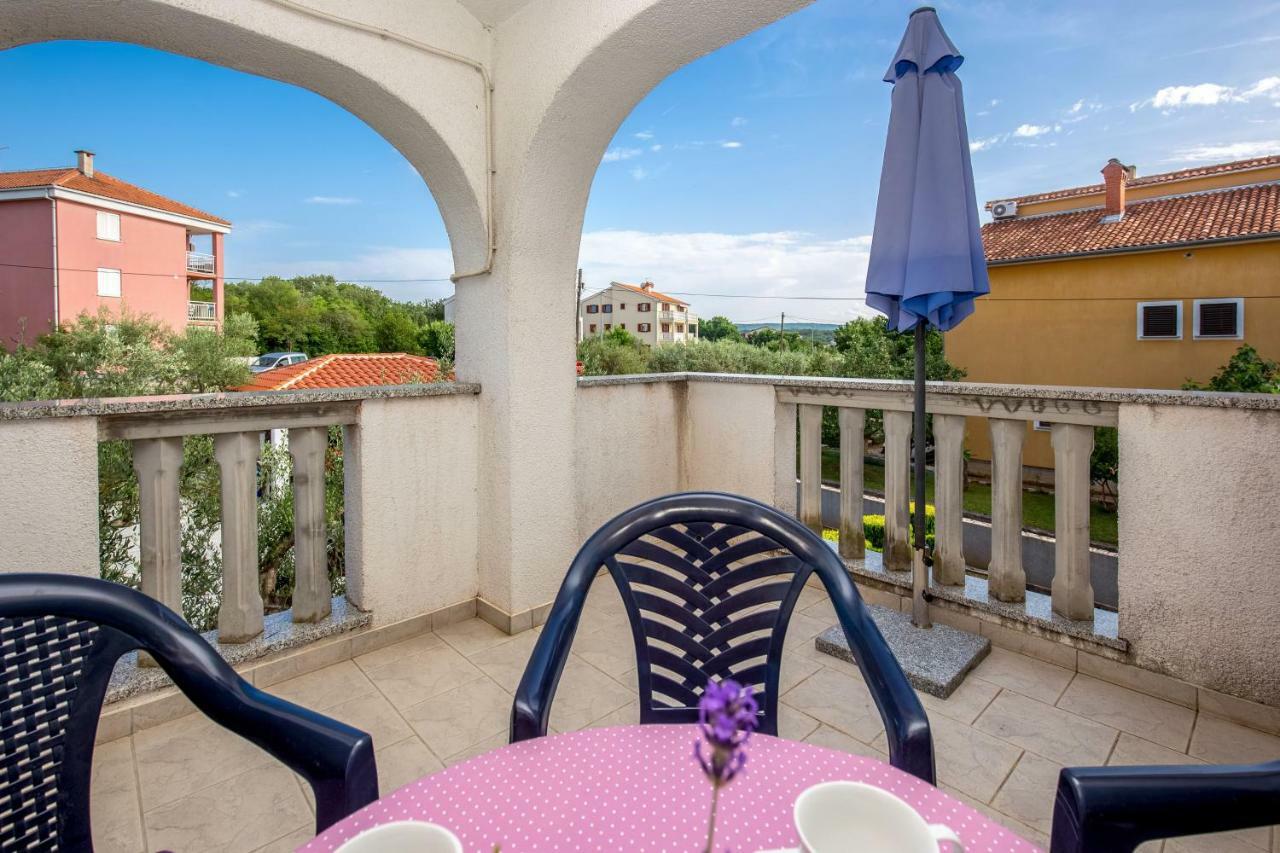 Garden Paradise App Sveti Vid-Miholjice Экстерьер фото